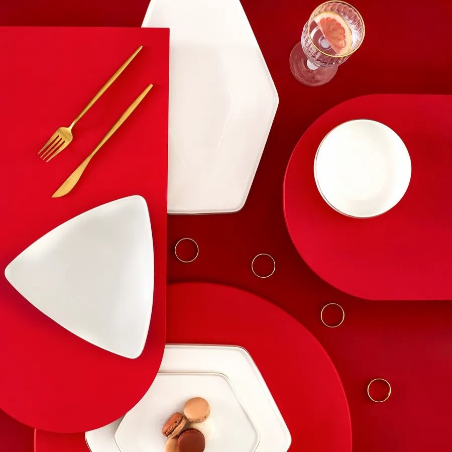 New Generation Bone China Dinner Sets | Karaca Karaca Red Carpet Collection Streamline Geo 59-Piece New Generation Bone China Dinner Set For 12 People, White Gold