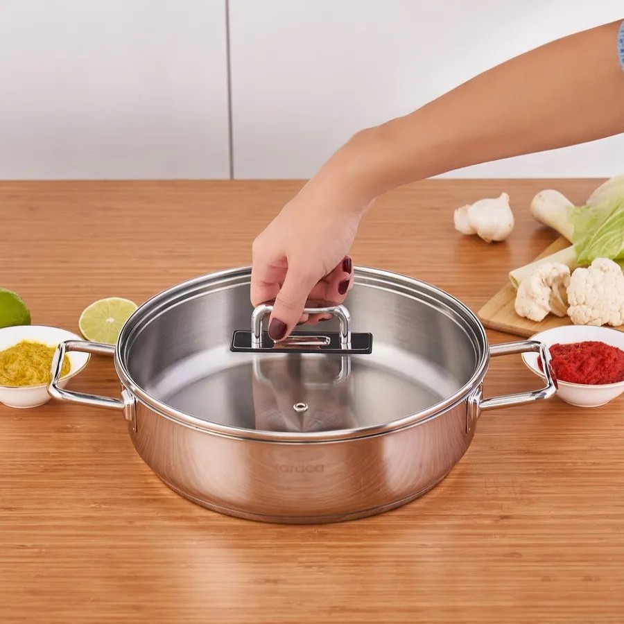 Pots | Karaca Karaca Grace Stainless Steel Induction Shallow Casserole With Lid, 26Cm, Silver